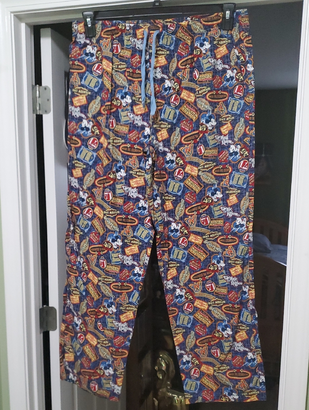 Disney 45th Anniversary Drawstring Pants XL Like New.